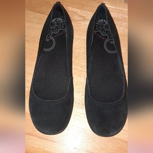 Clarks black suede flats